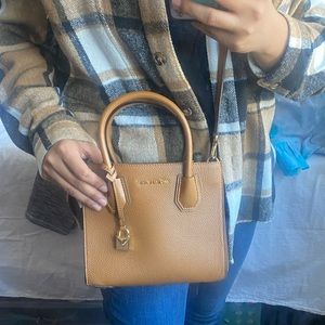 Michael Kors Mercer Pebbled Leather Accordion Crossbody Bag